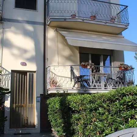 公寓 Casa Mirtillo Lido Di *